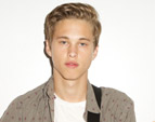 Ryan Beatty junta-se a Jackson Harris na primeira parte dos concertos de Cody Simpson